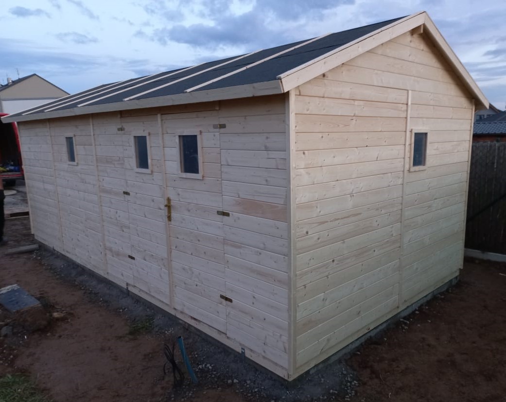 Gartenhaus aus Holz 3,3m x 6,3m, (19mm) mit Fenstern, ALACANT– Gerätehaus